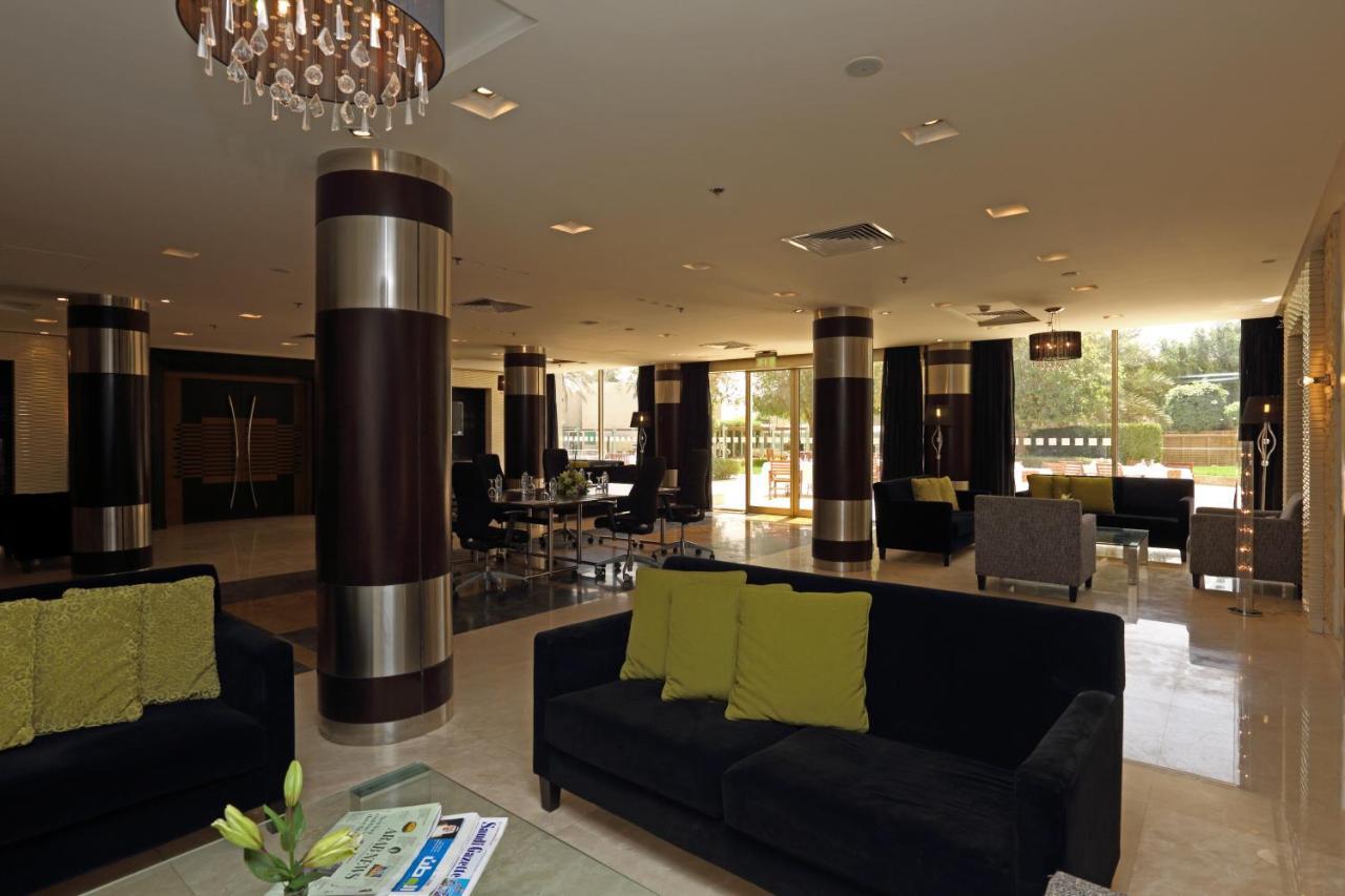 Holiday Inn Riyadh Izdihar By Ihg Extérieur photo
