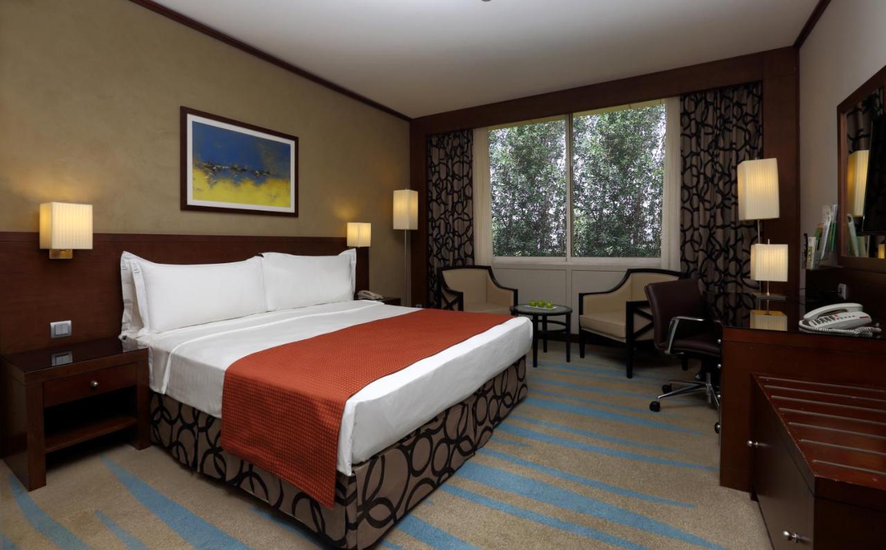 Holiday Inn Riyadh Izdihar By Ihg Extérieur photo