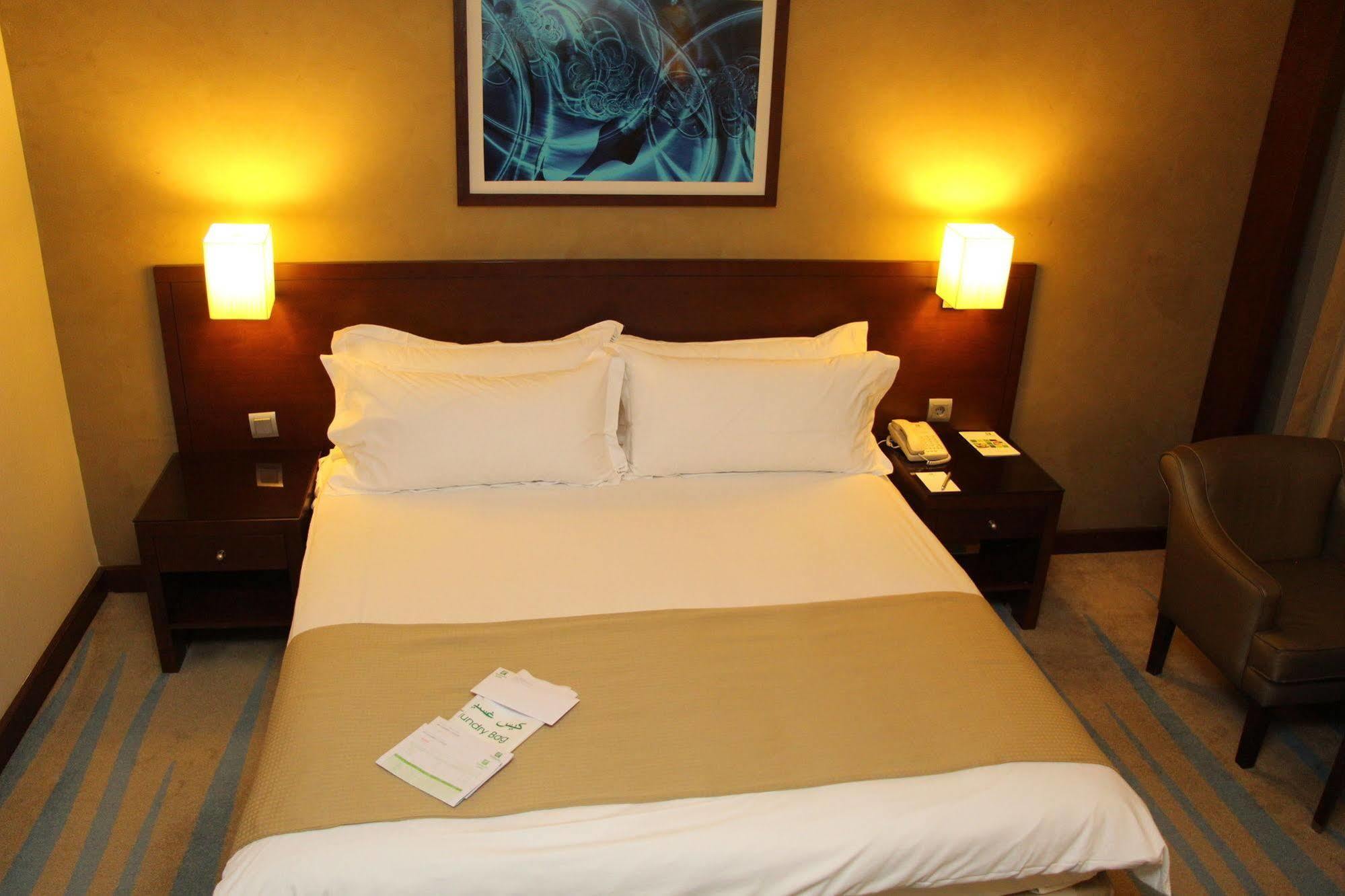 Holiday Inn Riyadh Izdihar By Ihg Extérieur photo