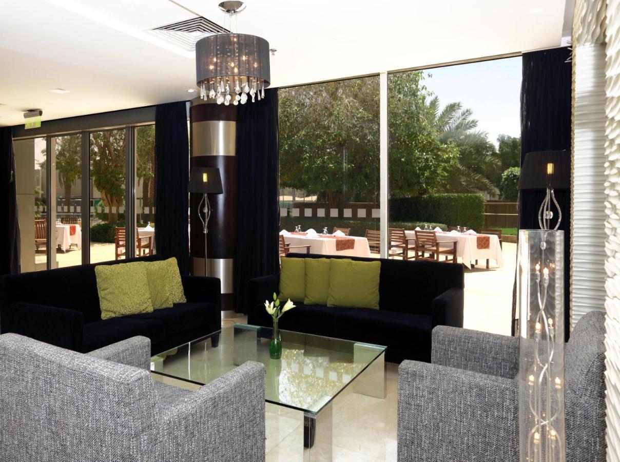 Holiday Inn Riyadh Izdihar By Ihg Extérieur photo